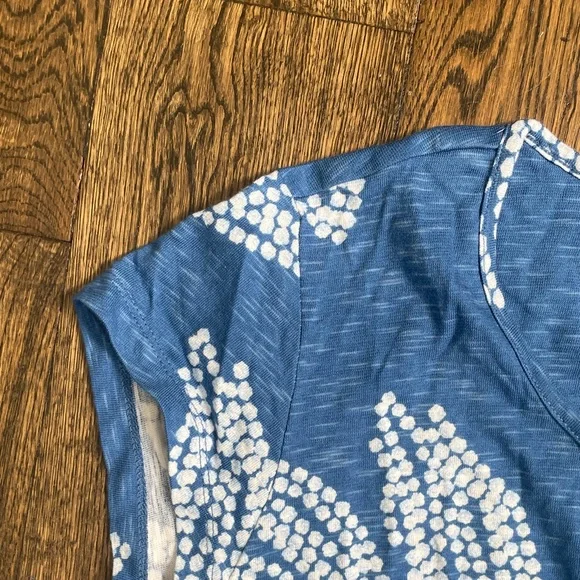 Elegant Blue and White Midi Dress - Picture 3 of 10